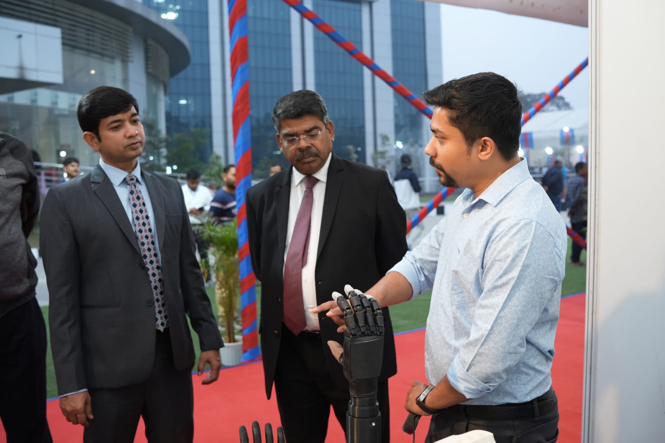 Unveiling of Indigenous Low-Field MRI and Surgical Robot Prototypes in the Presence of the Hon’ble Chief Minister of Assam 5